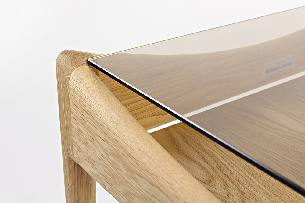 MODUS side table (モデュス) / Kristian Vedel (クリスチャン・ヴェデル)